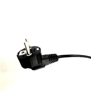 Enchufe personalizado de la UE a ángulo recto C13 Cable de extensión de alimentación de cobre PVC para computadora - Product Image 4