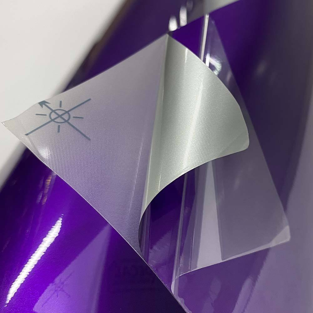 ลูกกวาดสีม่วงมันวาวสุดๆ