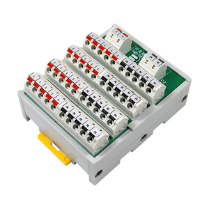 Bloque de terminales de distribución de energía enchufable de 20 canales y 24 VCC. - Product Image 2