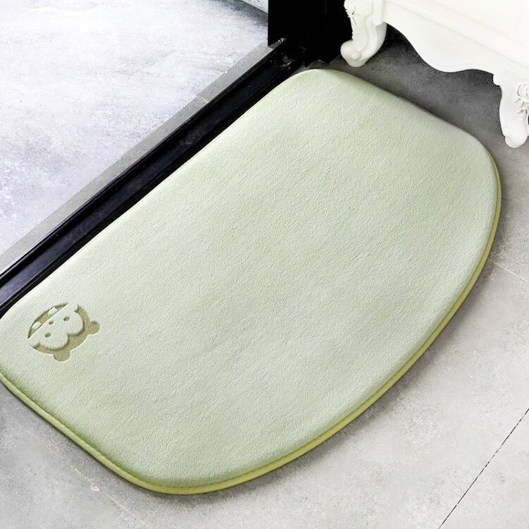 Souris mignonne en forme d'arc de fruit vert