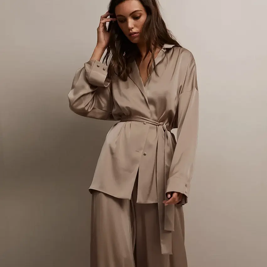 Pijamas de seda de satén, conjuntos de pantalones de dos piezas personalizados en blanco, novedad de 2023