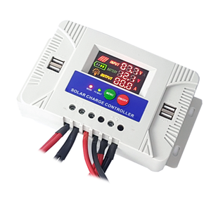 2.1A USBおよびLCDディスプレイを備えた高品質コントローラー12V/24V 40APWMソーラー充電コントローラー - Product Image 1