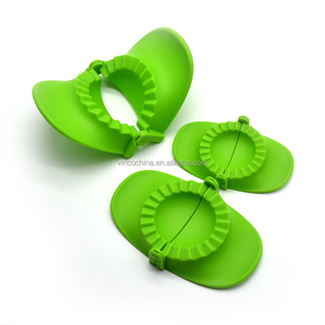 3 Sizes Half Moon Design Dough Cutter Press Meat Cutter Dumpling Mould <strong>Empanada</strong> Dumplings Maker Press - Product Image 3