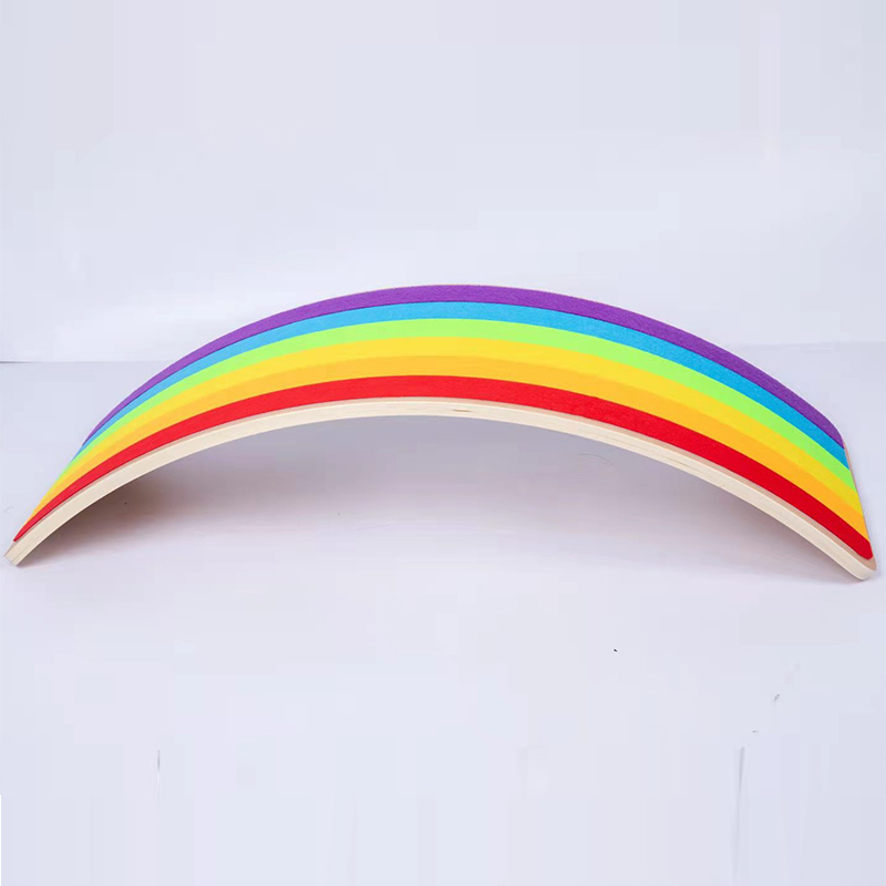 Arc-en-ciel en bois de hêtre