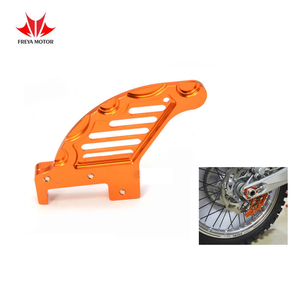 KTM125用250350450525530 SX SX-F EXC MXC XCWチェーンホイール保護プレートリアブレーキ保護カバー
