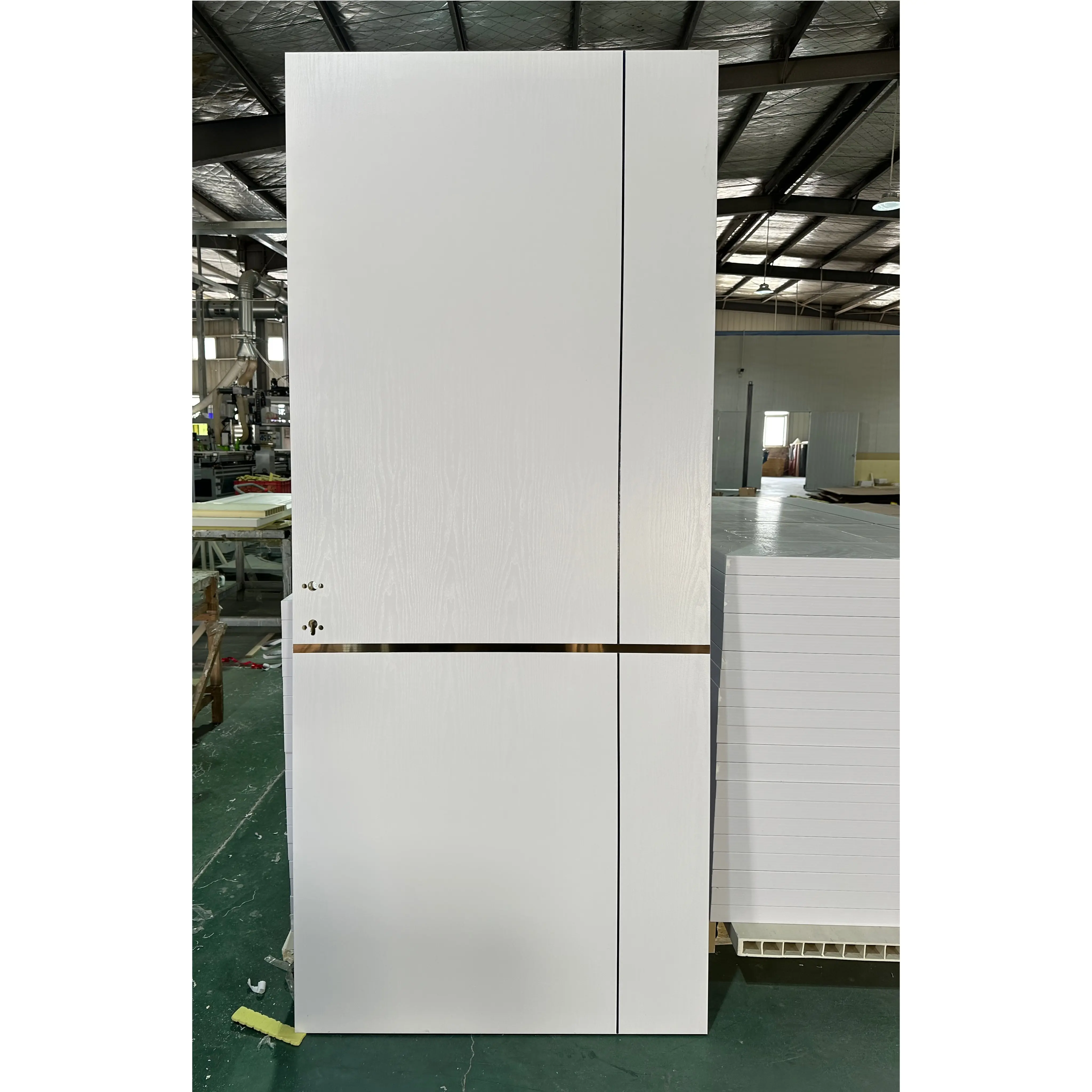 Vente d'usine 100% panneaux de particules étanches xps panneau de mousse remplissage WPC SKIN PVC portes décoratives
