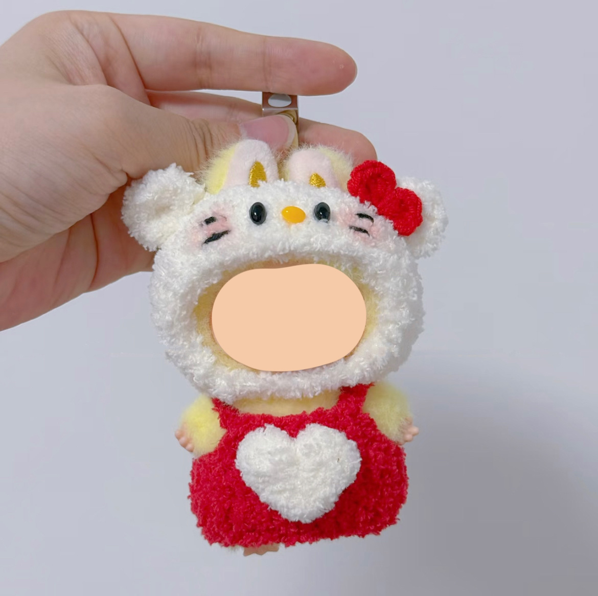 Traje rojo Hello Kitty (muñeca no incluida)