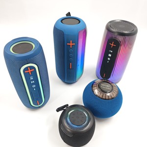 Boss家用有源USB蓝牙RGB扬声器便携式专业扬声器重低音迷你电池塑料智能<span class=keywords><strong>DJ</strong></span>音频