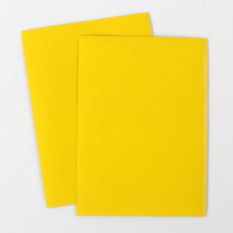 Jaune