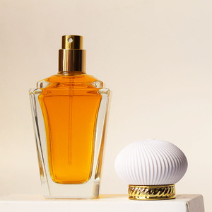 PP yaka kapaklı yüksek kaliteli özelleştirilebilir 50ml konik cam parfüm şişesi hacim 100ml boş dolu - Product Image 1