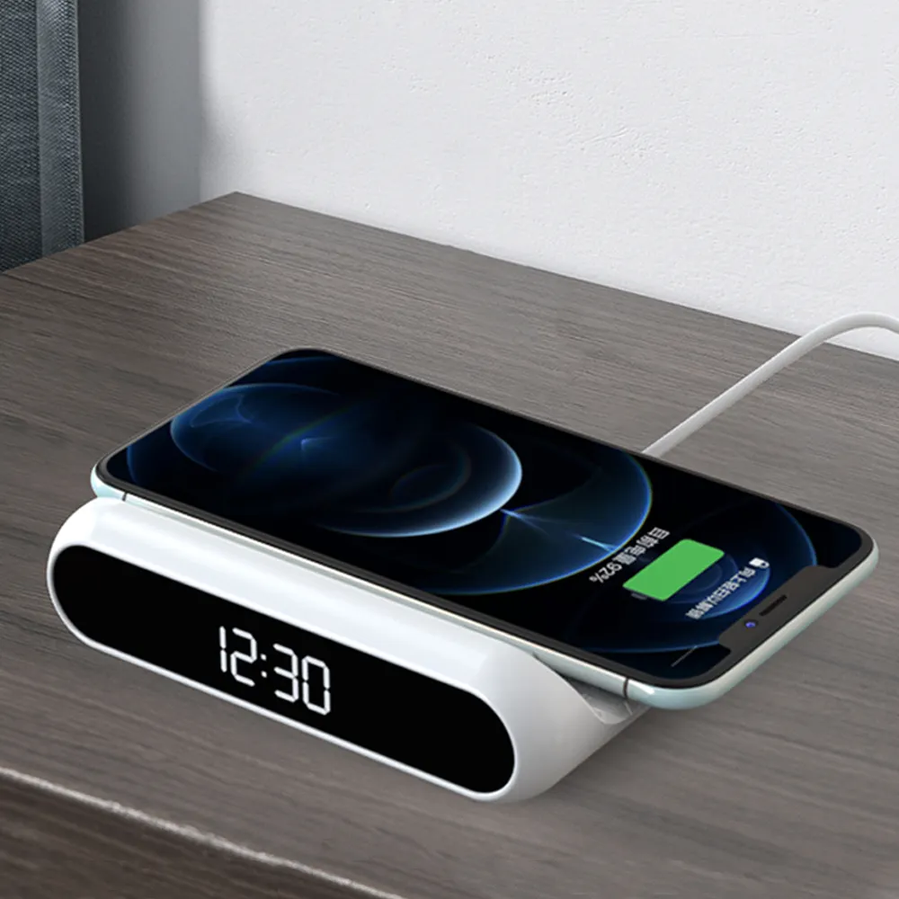 15W Fast charging Station Alarm Clock Multifunctional charger 3 in 1 wireless phone