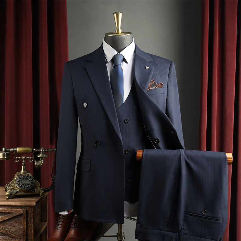 Bleu marine (costume + gilet + pantalon)