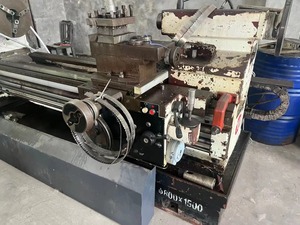Secondhand <strong>Dalian</strong> 6180 Ordinary Traditional Lathe 2m Heavy Lathe 2000mm Turning End Surface Processing Low Price for Sale - Product Image 3