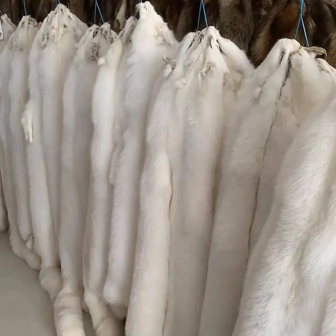 Высокое качество натуральный белый мех лисы и меха енота шкуры животных мех оптом