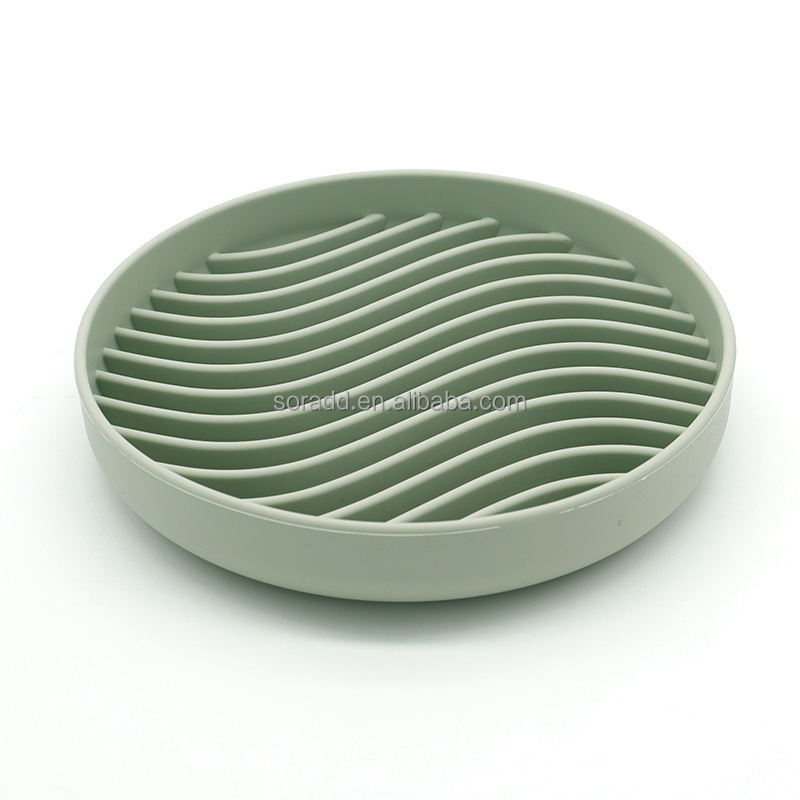 สีเขียวอ่อน