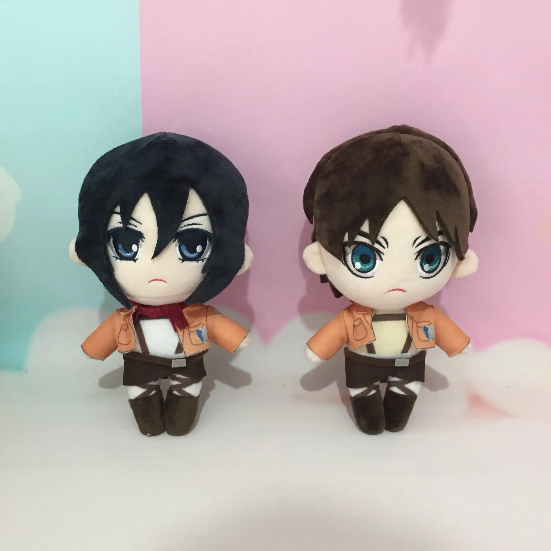 4 disegni bambole di cotone 20cm Attack on Titan giocattoli di peluche personalizzati Anime Levi Ackerman Eren Mikasa simpatico peluche