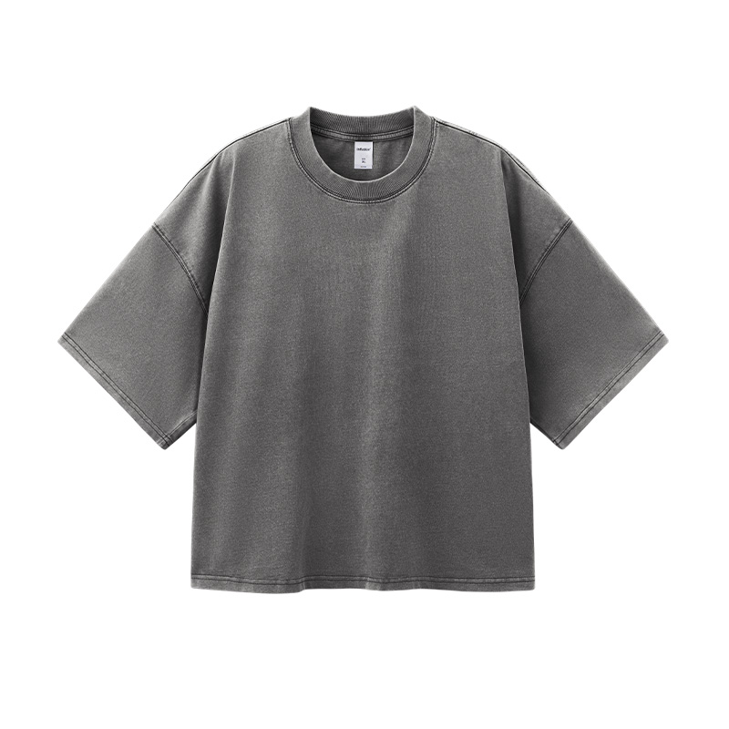 สีเทาเข้ม