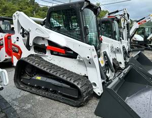 Berühmte Marke Hochwertiger T770 Kompakt lader zum Verkauf Frontlader Motor pumpe Kern komponenten Raupen lader Beweglicher Typ - Product Image 3