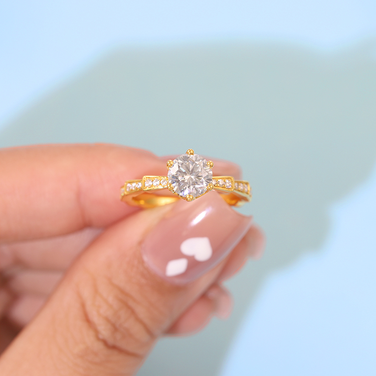 สีเหลือง