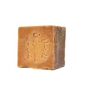 Otantik el işi Aleppo katı banyo sabunu geleneksel el yapımı sabun beyazlatma özelliği ile toplu siparişler için toptan fiyatlar - Product Image 3