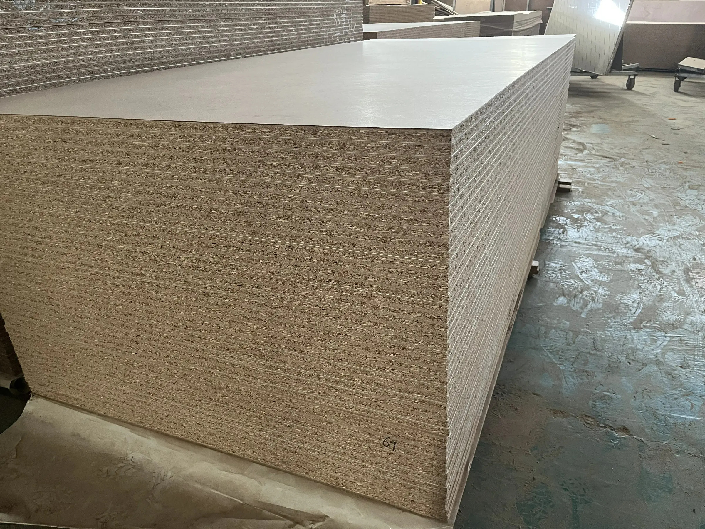 Bảng gỗ dán osb: Tấm gỗ cuối cùng để xây dựng thương mại với melamine, ván dăm và ván dăm