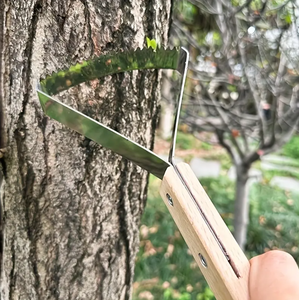 手持花园松土除草魔法工具，刮树皮，挖野菜除草耙