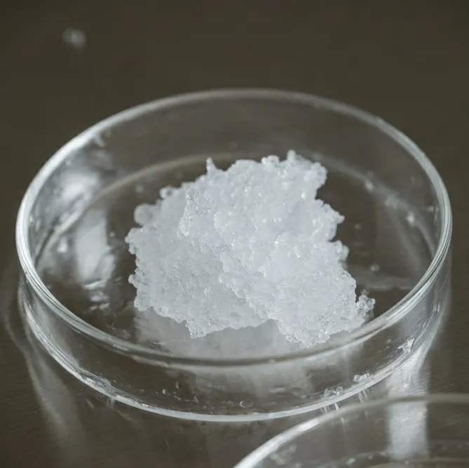 Partículas absorventes super do gel do absorvente higiênico do Polyacrylate do sódio polímero absorvente de água do SAP polímero absorvente super