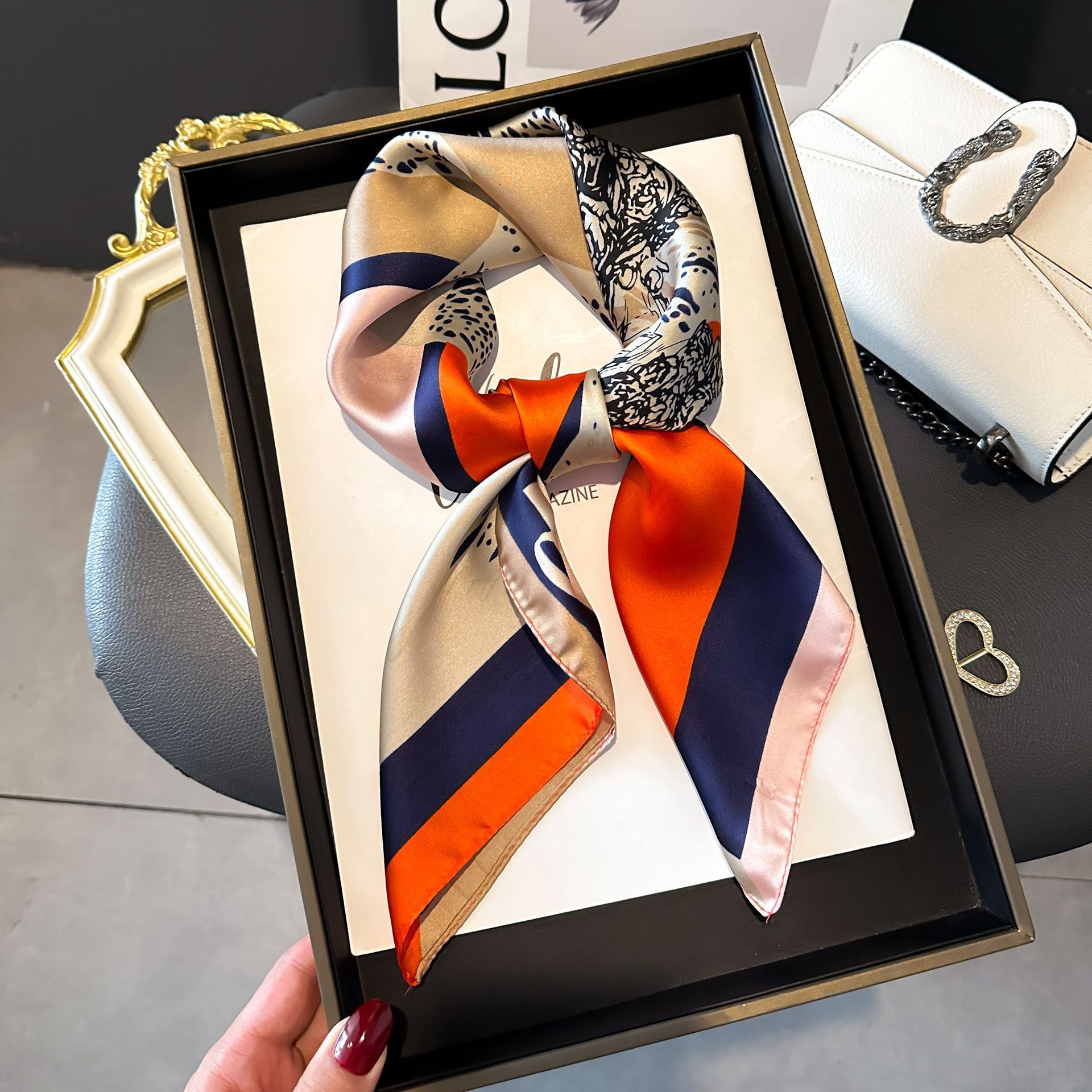 Colorblock cheval bleu orange - 70*70