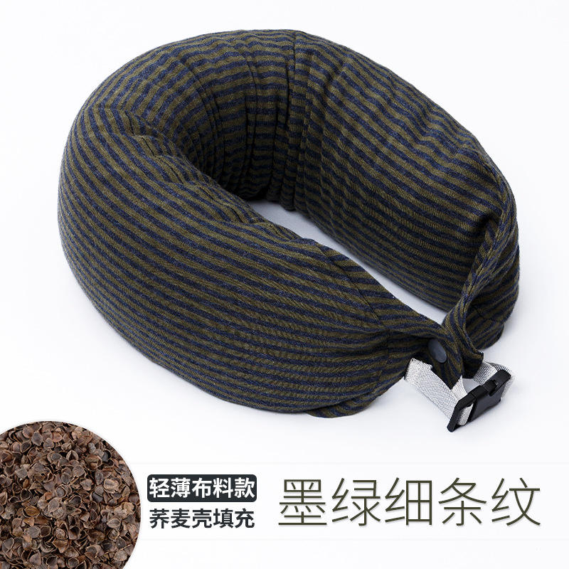 บัควีททั้งเมล็ดลายทางสีเขียวเข้ม