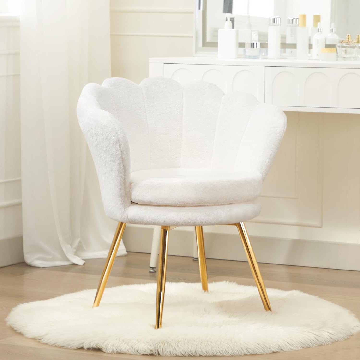 Fausse fourrure blanche