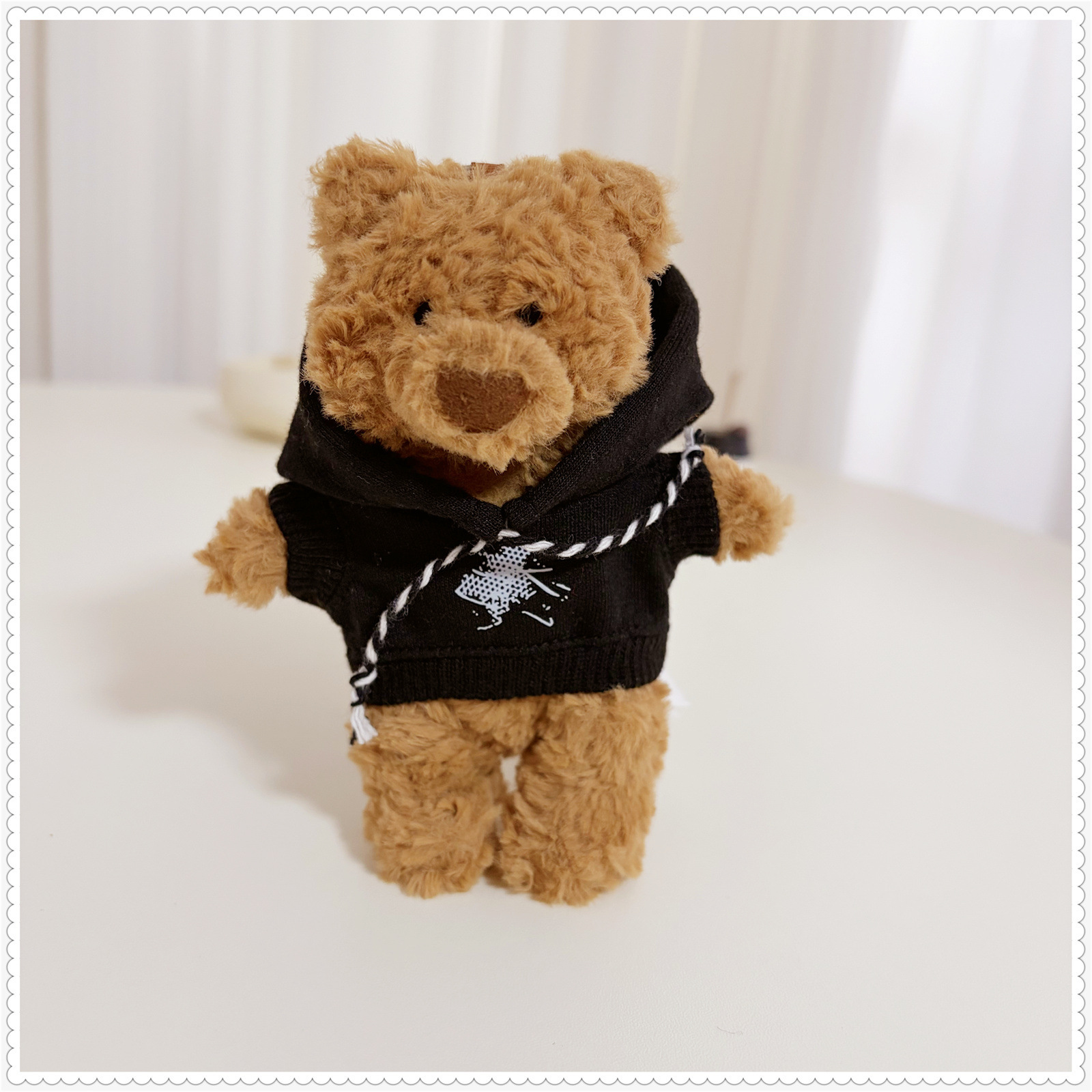 Black sleeveless sweater 10cm-one size fits all