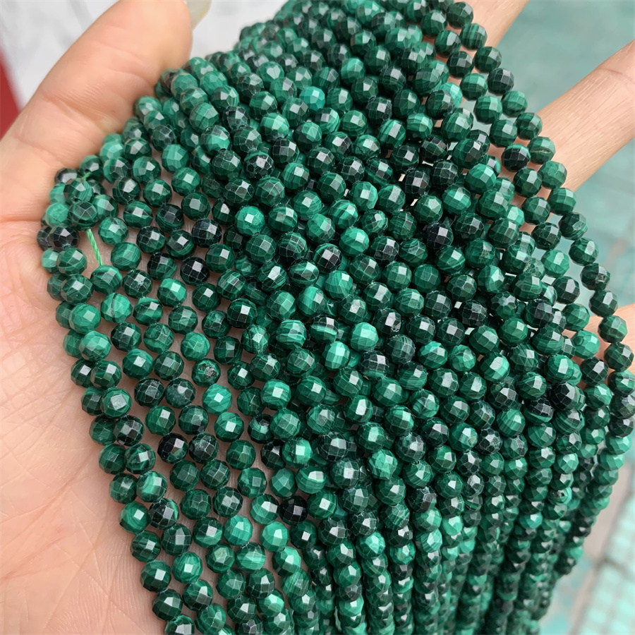 malaquita facetada