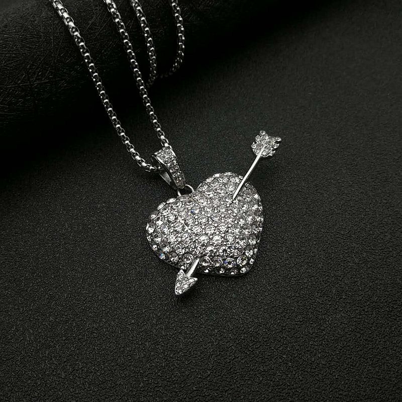 Silver single pendant
