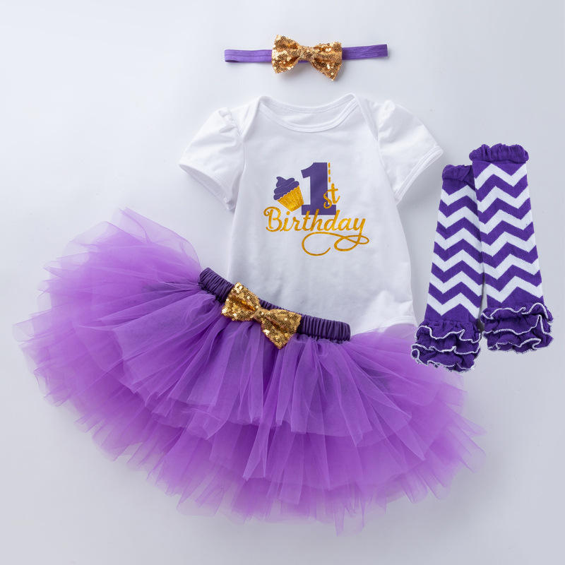 ชุดวันปีสีม่วง