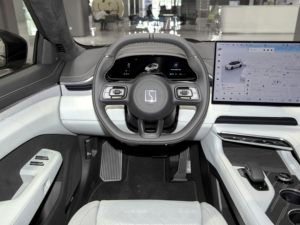 <strong>2025</strong> <strong>Extreme</strong> Krypton 001 WE Edition New Energy Vehicle with 95KWh Rear Drive 100KWh Four-Wheel Drive Multiple Models Available - Product Image 4