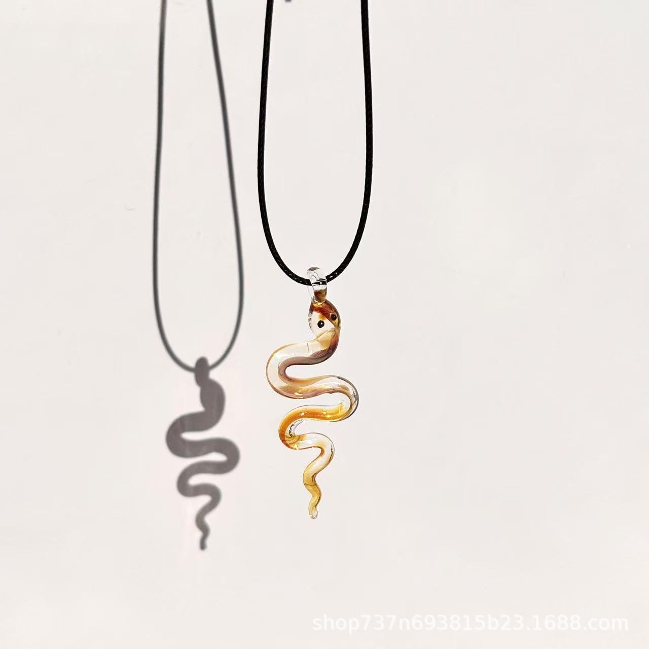 Imported mixed color simulated snakes pendant1With leather rope