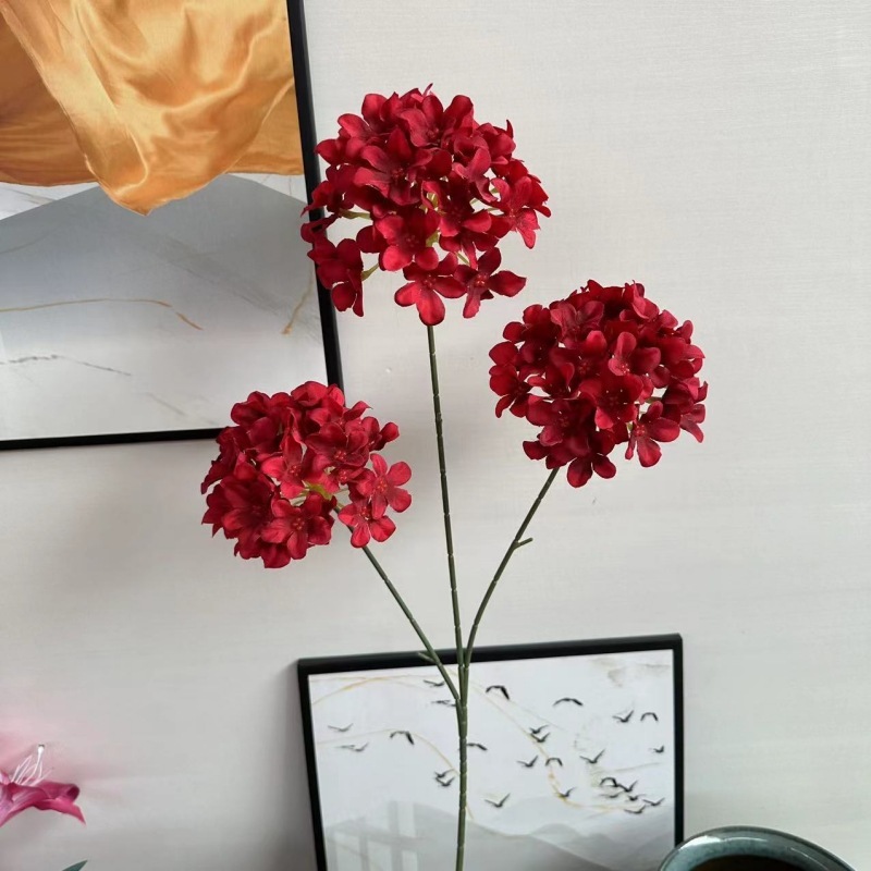 Wooden hydrangea red