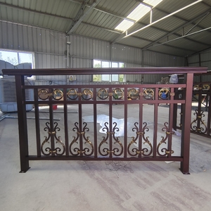 סגסוגת אלומיניום וילה חצר חצר וילה גדר חיצונית מעקה אמנות מרפסת רכבת גדר חיצונית אלגנטי - Product Image 1