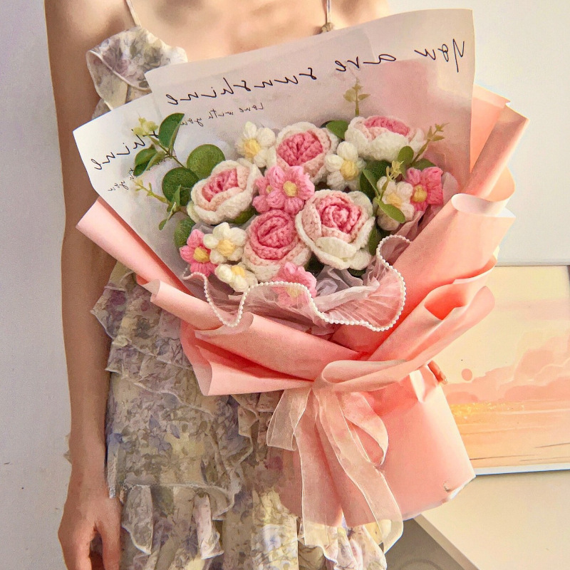 5 finished pink yarn flowers bouquets