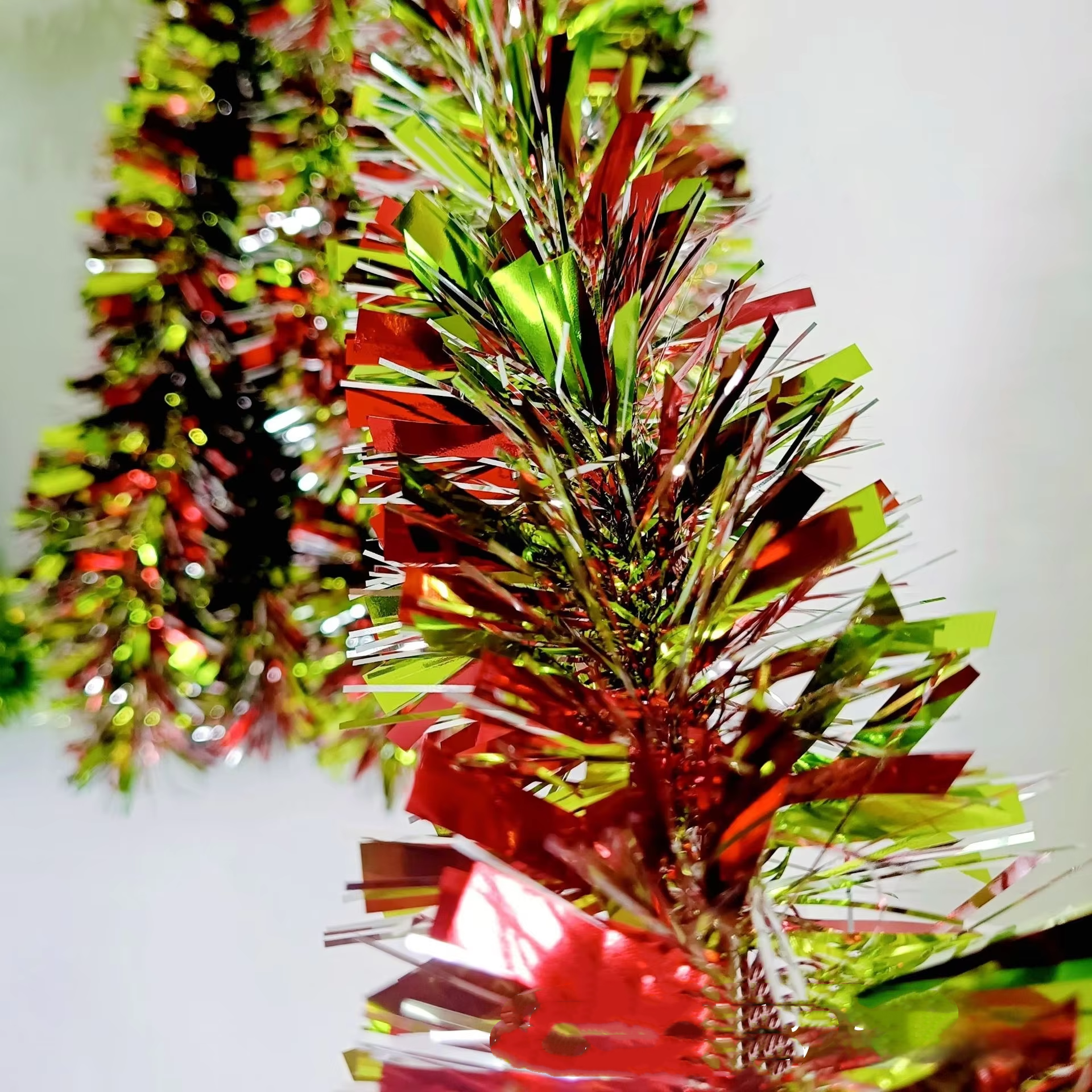 Rouge + vert + argent