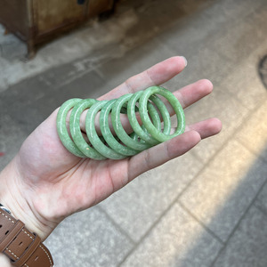 Toptan 33 ~ 40mm gerçek Myanmar açık yeşil yeşim Jadeite Jasper çocuk bebek yeşim bileklik Charm bilezik - Product Image 1