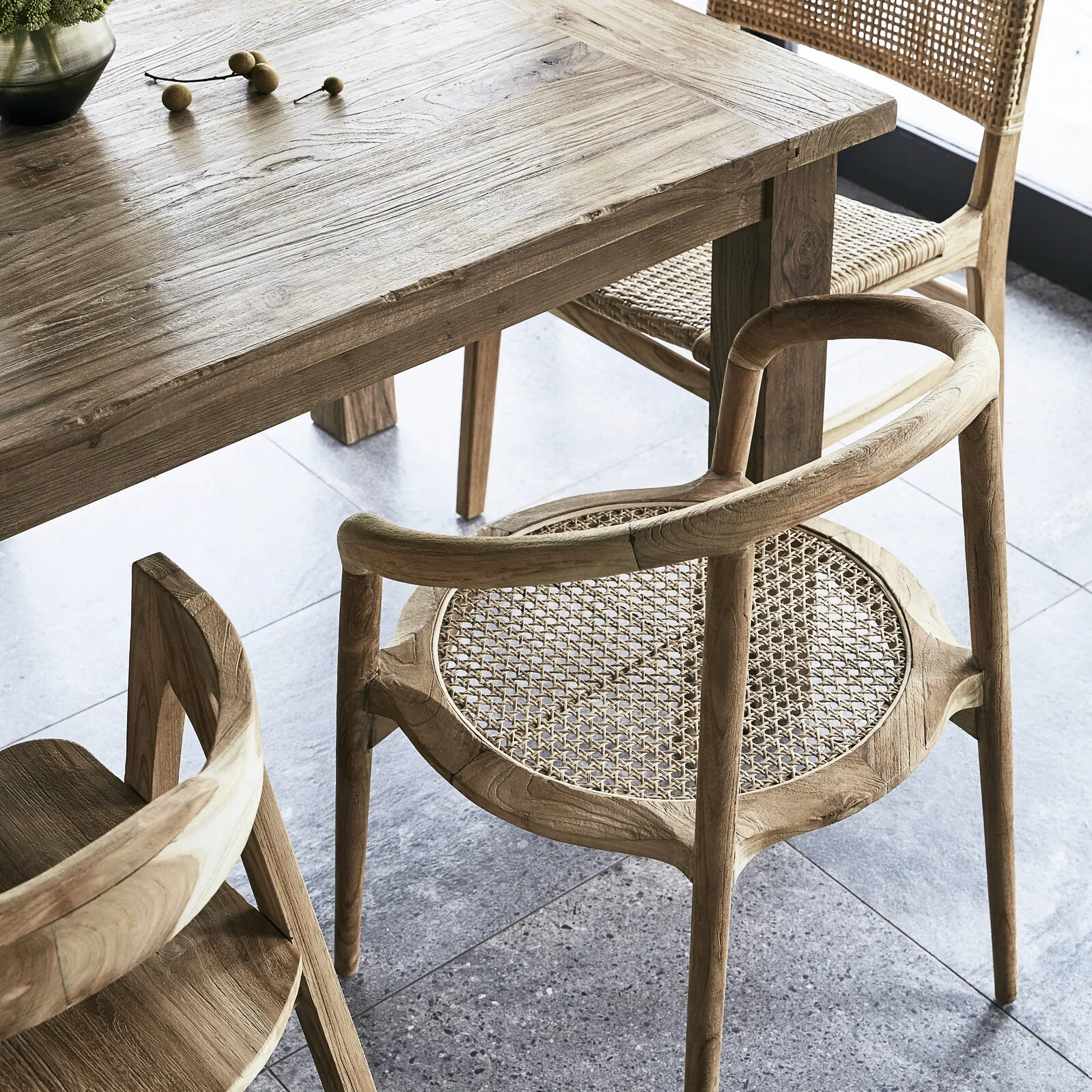 Sedie da pranzo in legno di Teak intagliato a mano mobili semplici sedia da pranzo in Teak resistente di alta qualità poltrone moderne