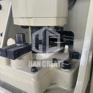 Apa系列高精度自动气动钣金加工冲床25吨 - Product Image 4