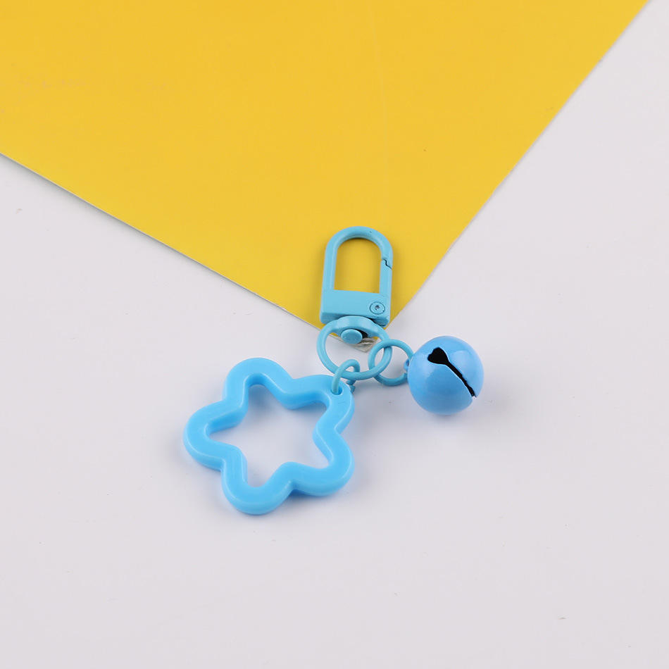 Déduction bleu ciel pour la porte.