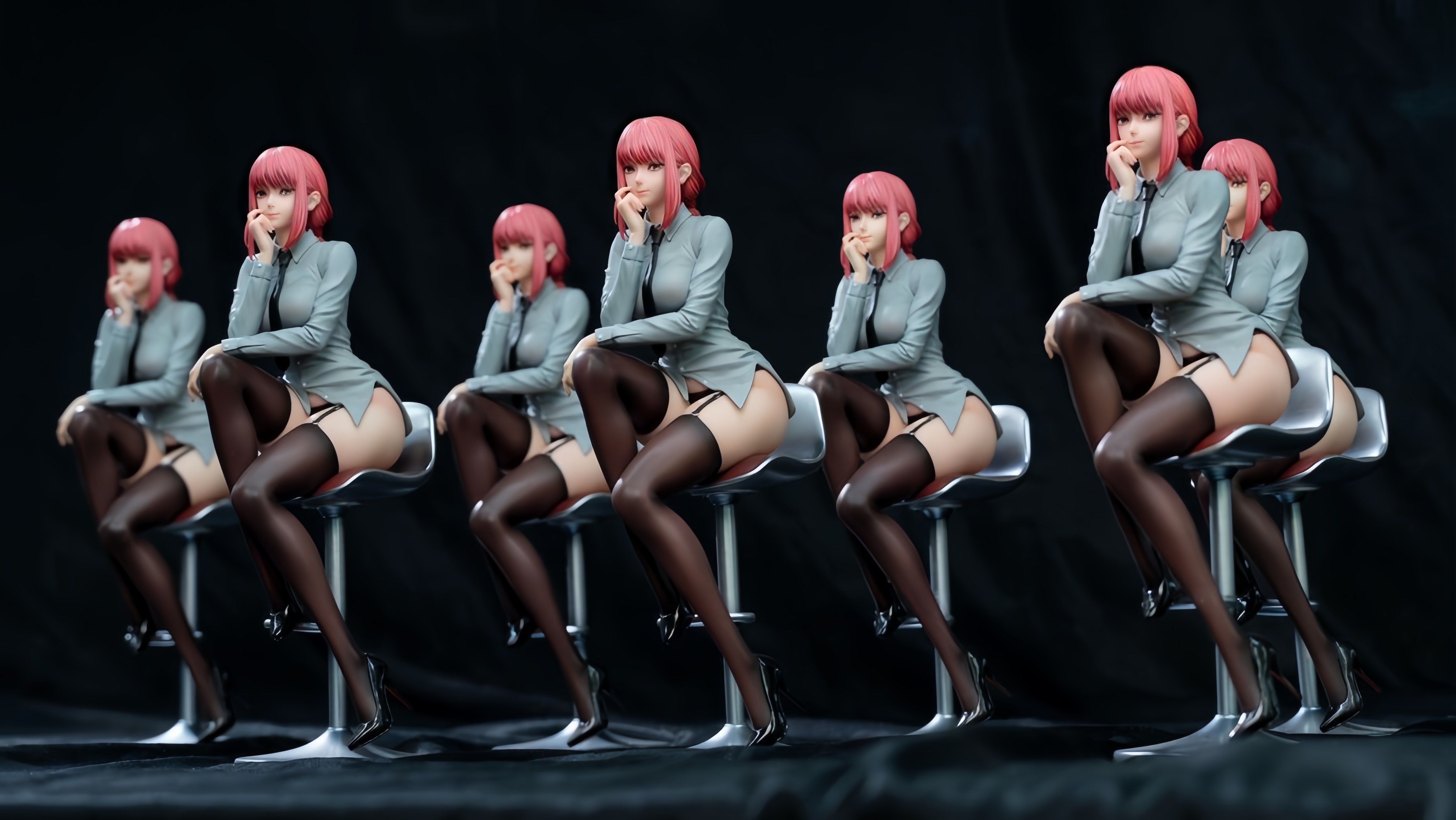 Sitting Posture - Makima