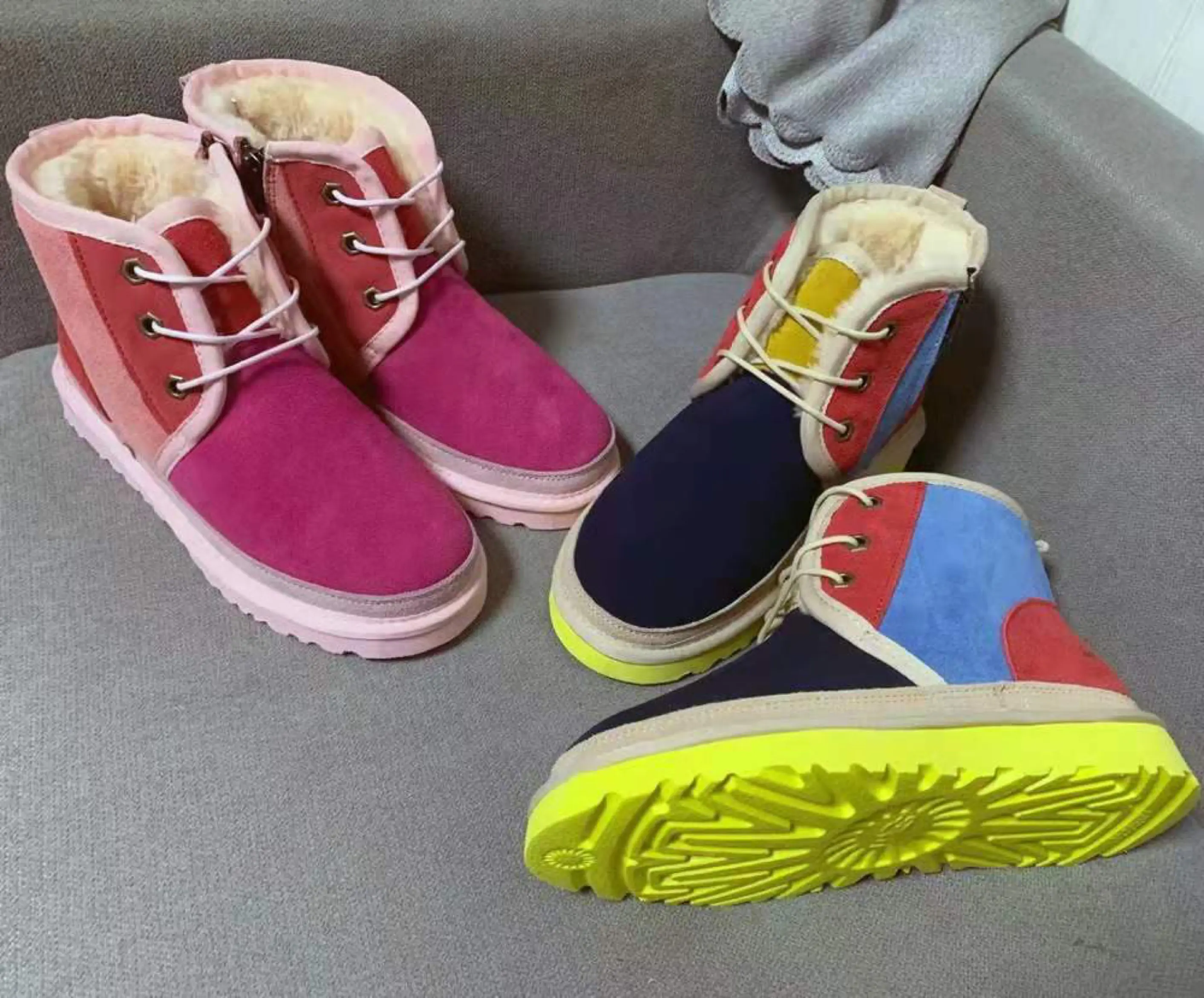 Sepatu Bot Bulu Domba Asli, Sepatu Bot Bulu Salju Hangat Musim Dingin untuk Pria dan Wanita