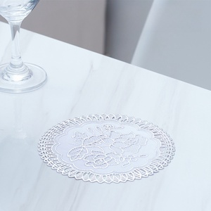 环保聚氯乙烯圆形矩形烫金金银山茶花图案隔热桌垫杯垫 - Product Image 6