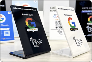 TikTok Instagram Facebook & Google Review RFID通信インターフェイス用のソーシャルメディアレビュー用カスタムデザインPVC NFCスタンド - Product Image 2