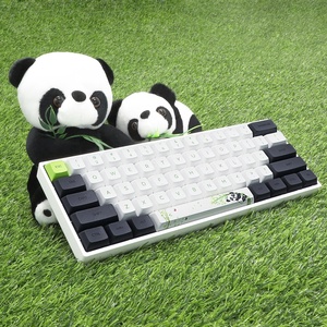 Skylong GK61 61 Tasten optisch verkabelte mechanische Tastatur Hot Swapping RGB Backlist für DIY-Programmierung Alle Tasten funktionieren über einen Treiber