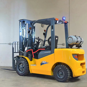 Carrello elevatore elettrico a quattro ruote per la movimentazione idraulica carico e scarico sollevamento impilamento nuovo carrello elevatore di energia - Product Image 2